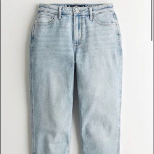 Hollister Ultra High rise mom jeans